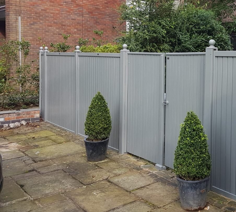 F2DE0D58-CE52-401F-810B-2DB47783A579 exterior pic 2